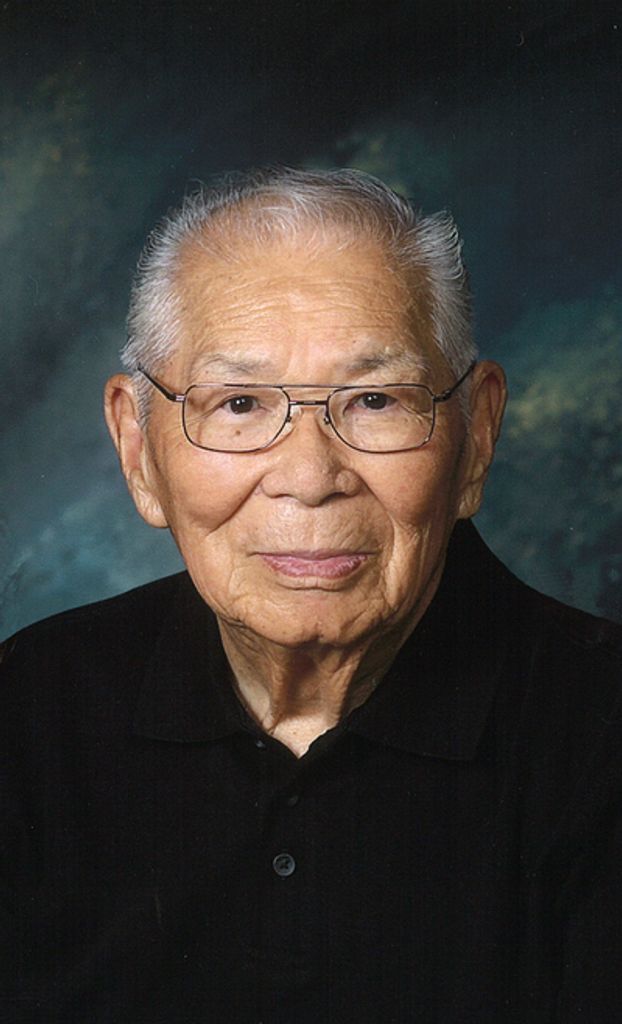 Kiyoshi Eddie Sakemi