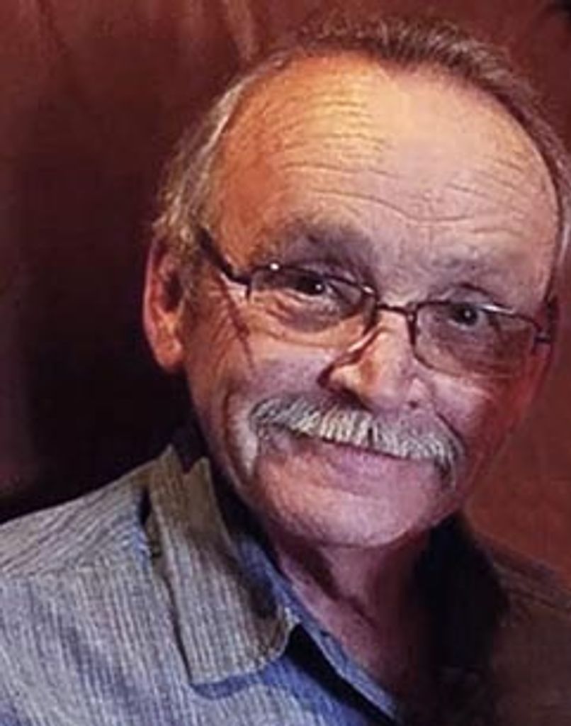 Lindell Wayne Cook Profile Photo