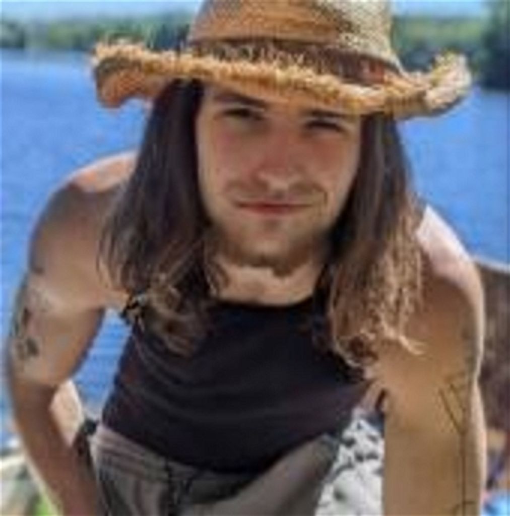 Dakota Lee Roberts Profile Photo