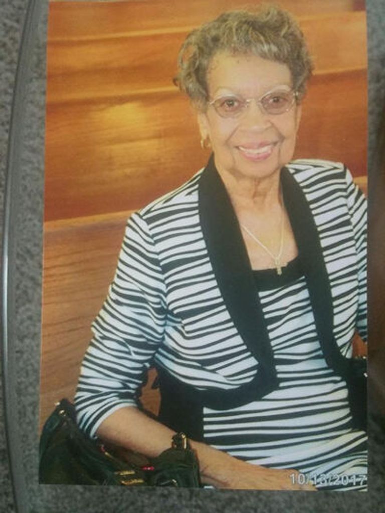 Mrs. Marian Sutton Walker Profile Photo
