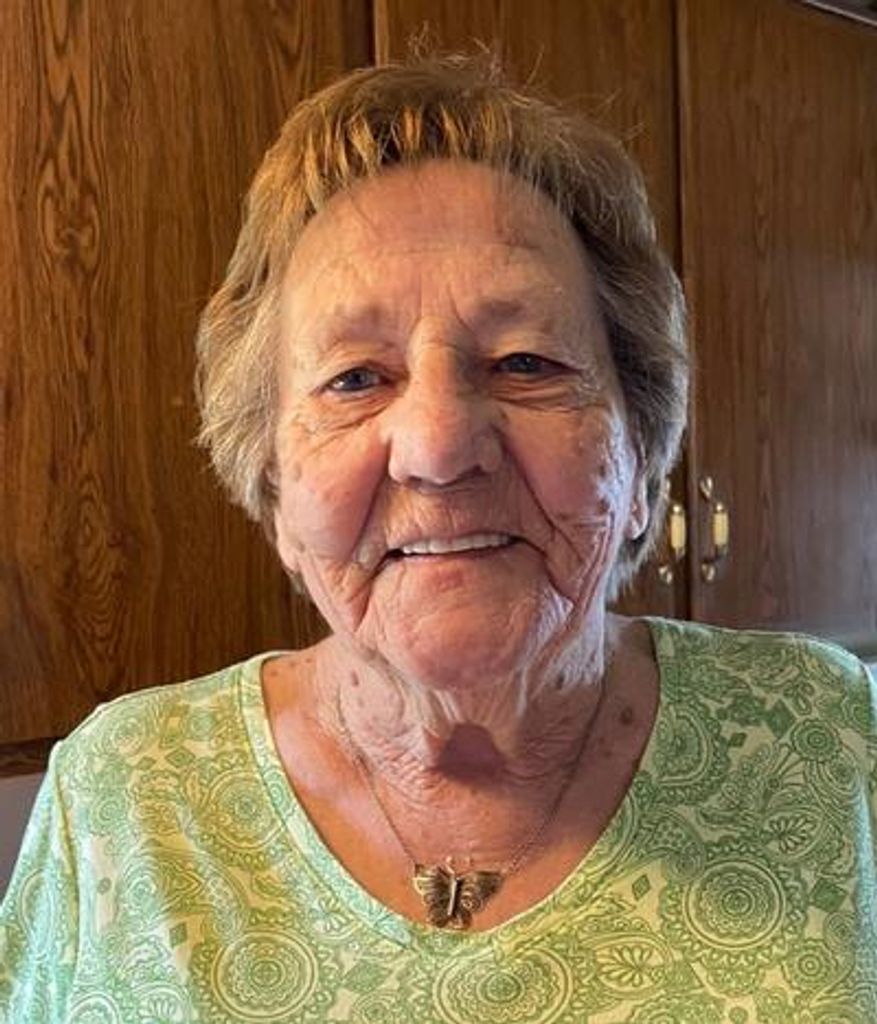 Julia Woodrow Profile Photo