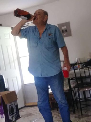 Roel Gutierrez de la Garza photo gallery thumbnail 10 of 41