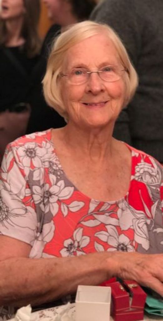 Mary Lou Kennedy Profile Photo