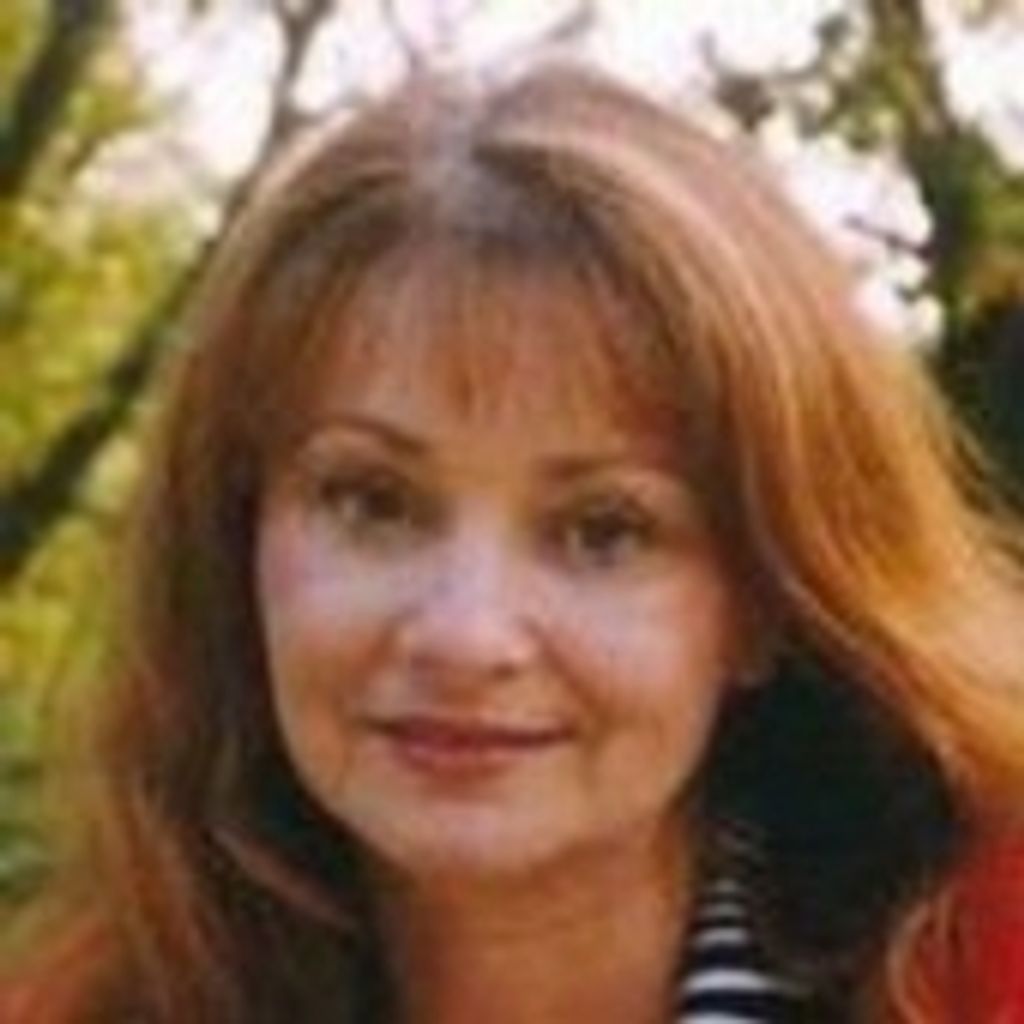 Bonnie R Skurkay