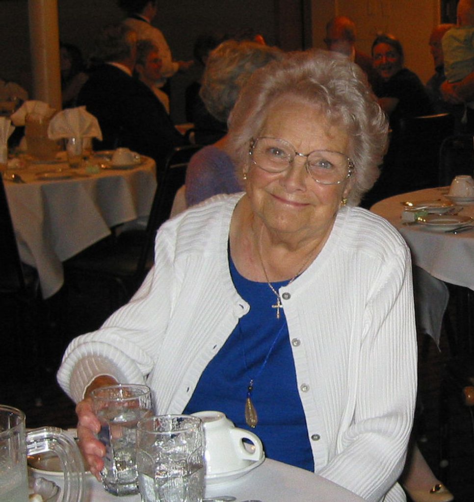 Mary Loretta Holt