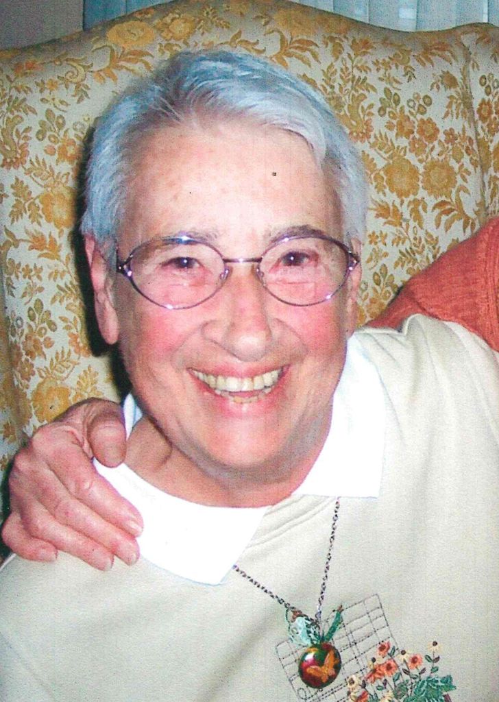 Dolores M Cromwell