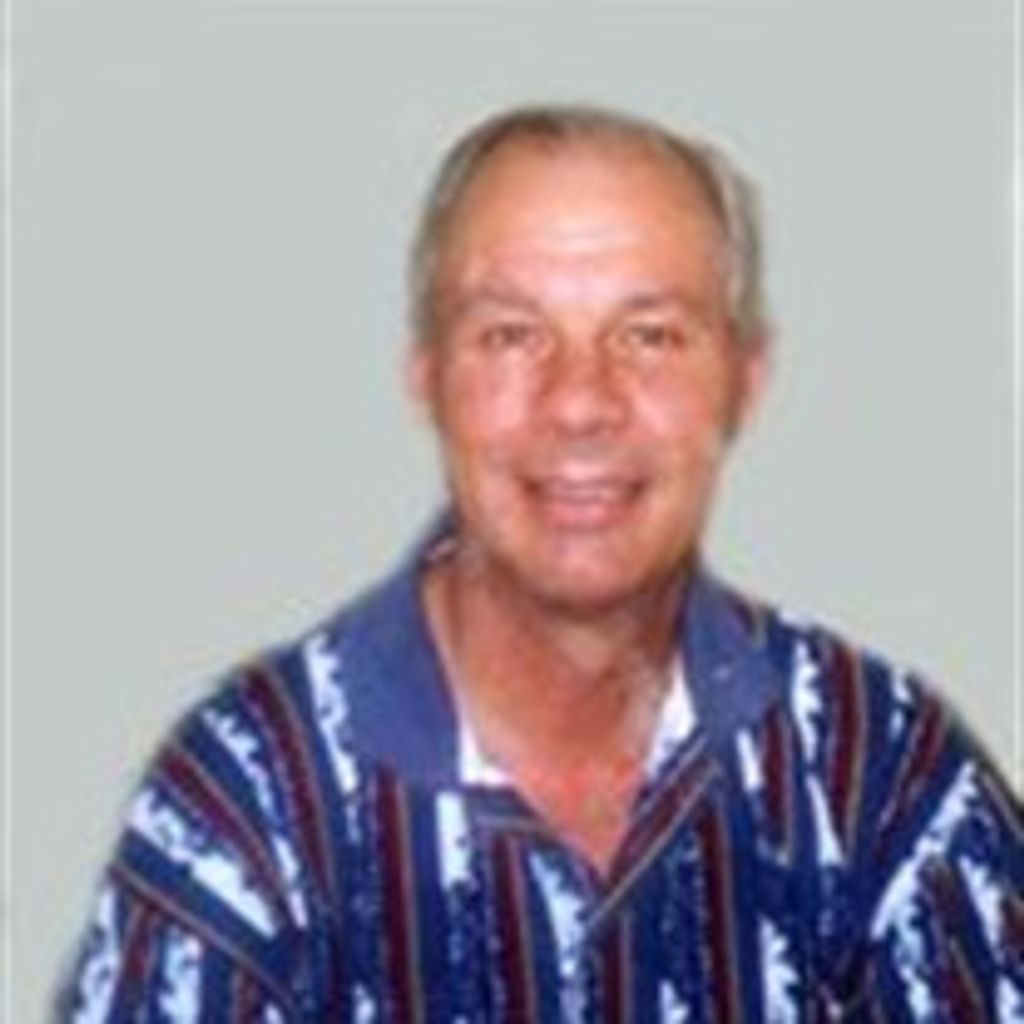 Robert Dale "Dale" MacMillan