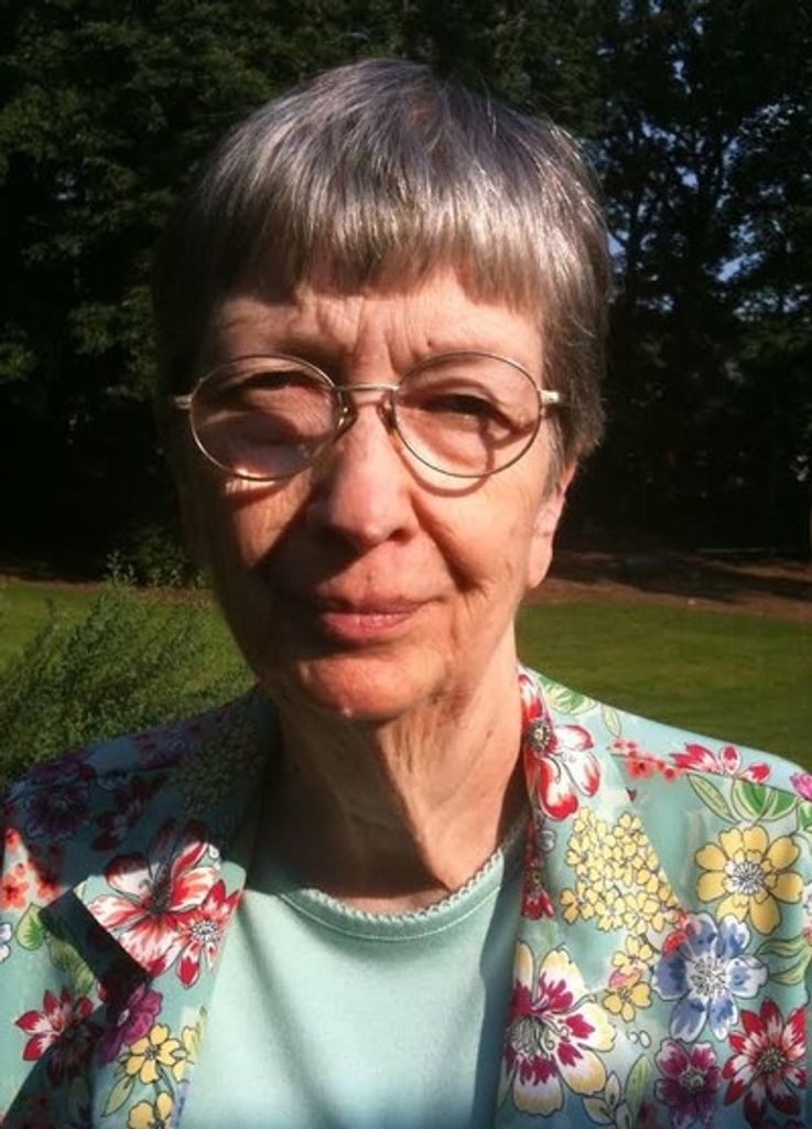 Julia Rosalyn Davis Profile Photo