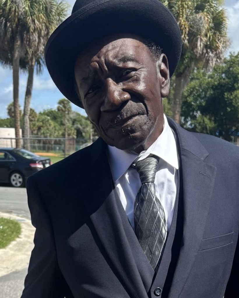 Frank Goodwin Profile Photo