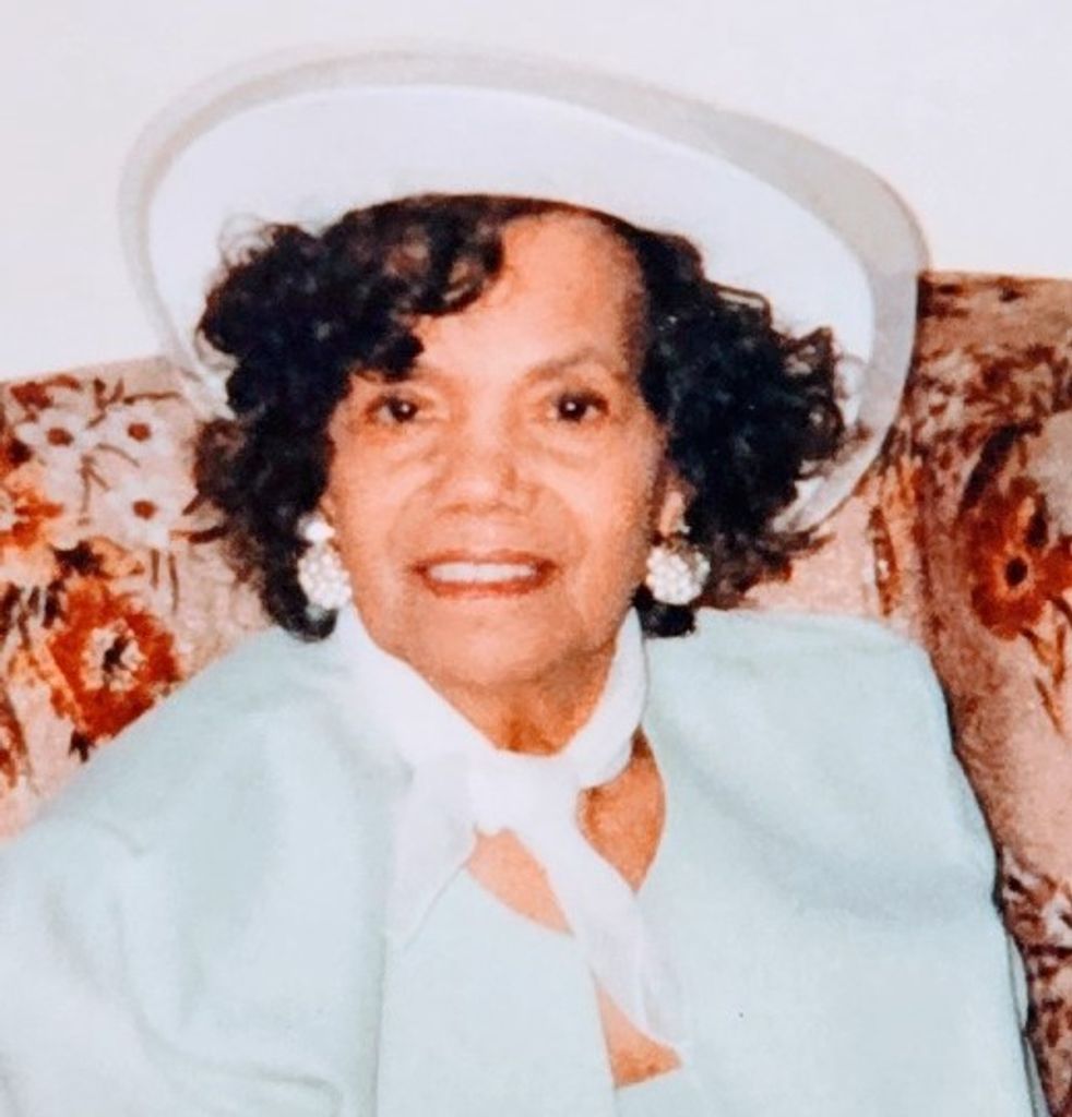 Clementine (Powe)  Phifer