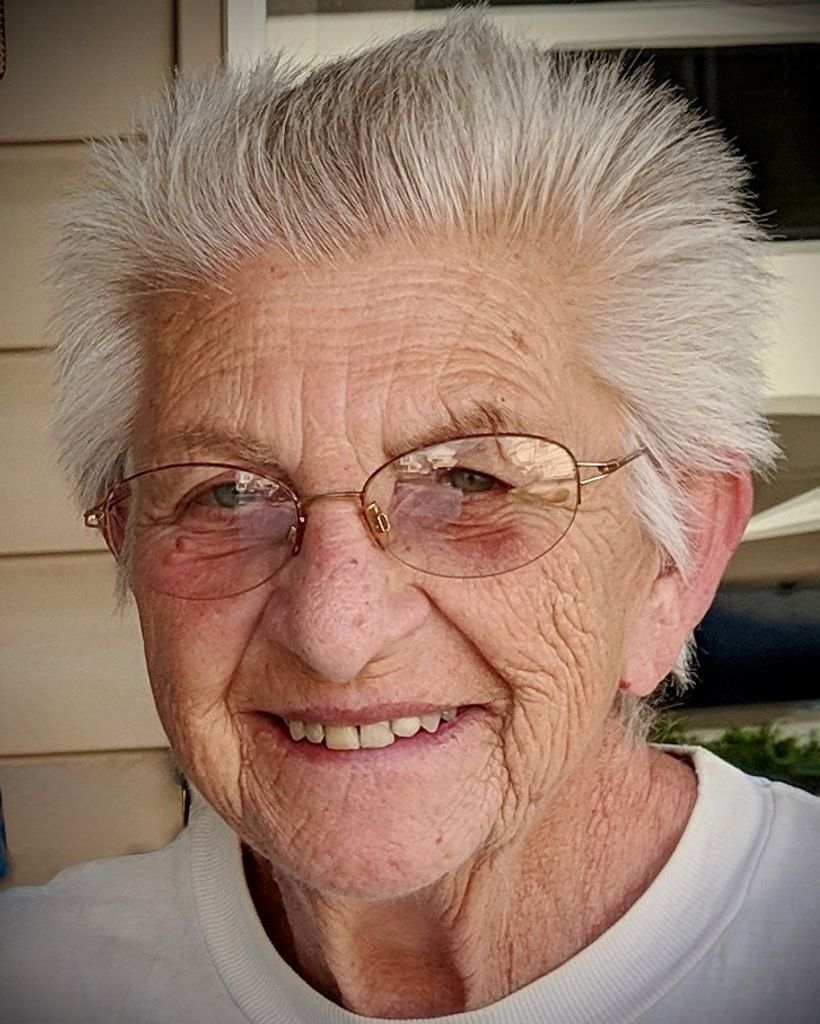 Delores "Dee" Nipper