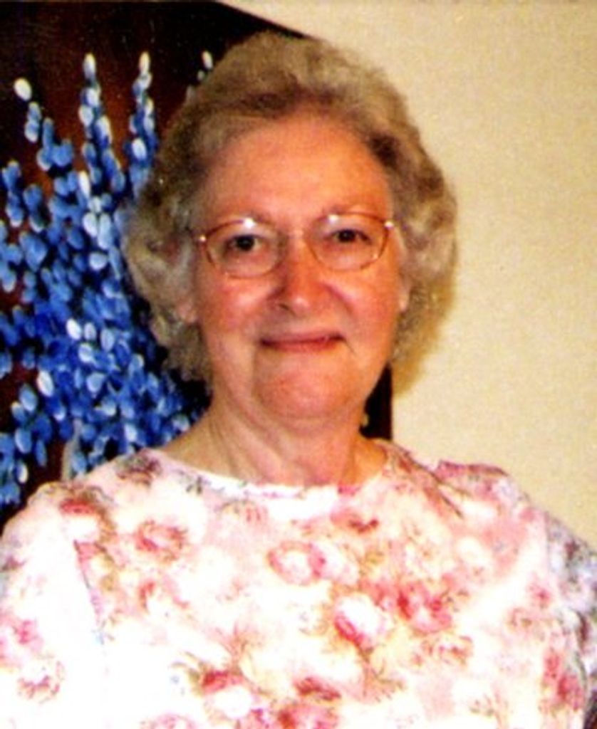 Nellie Stonebarger Profile Photo