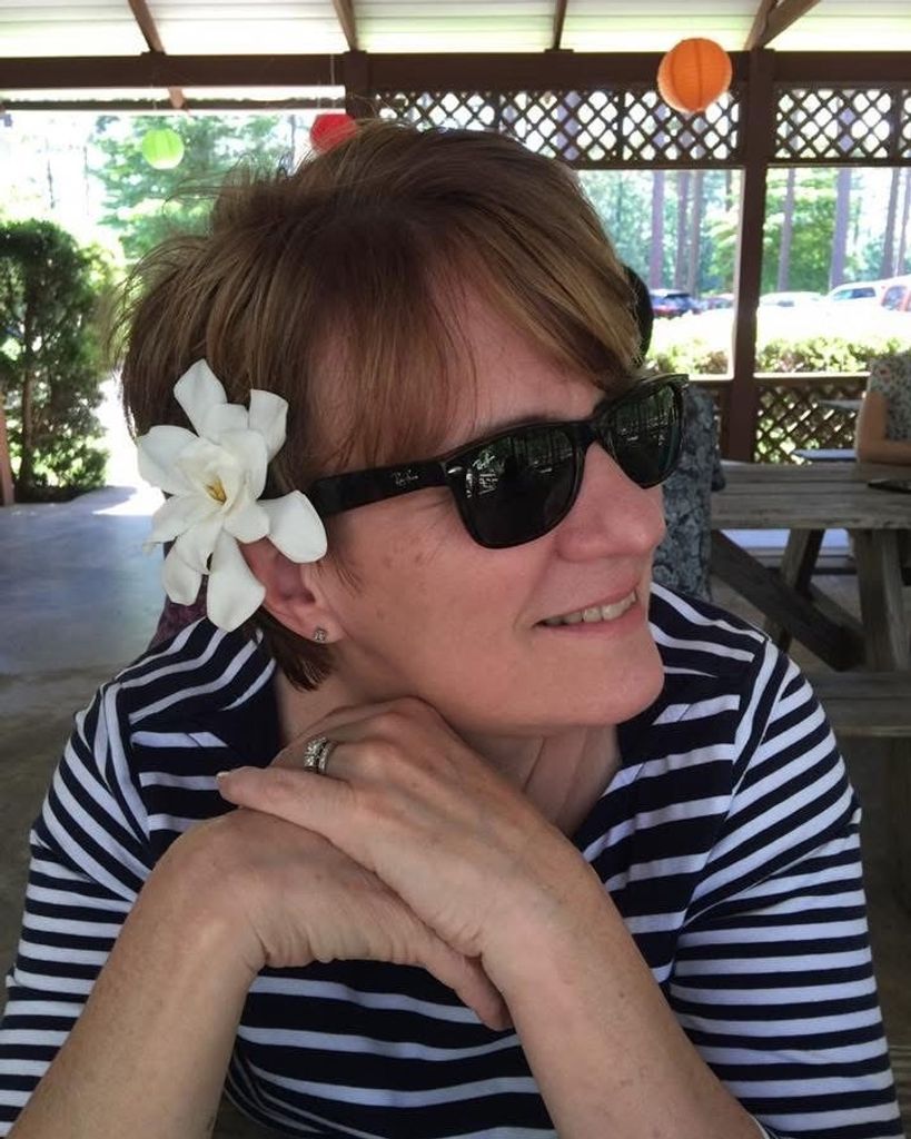 Wendy Elliott Profile Photo