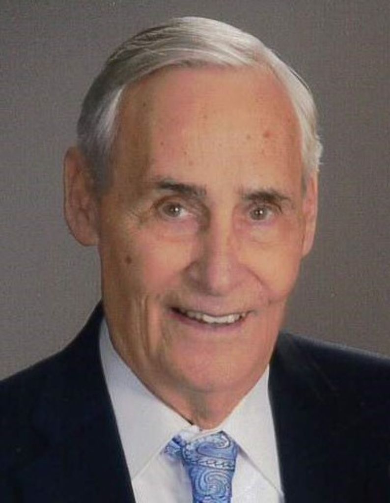 Mr. Leslie Leon Short
