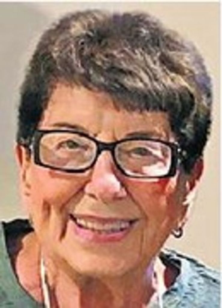 Helen T. (Smieya) Pulaski