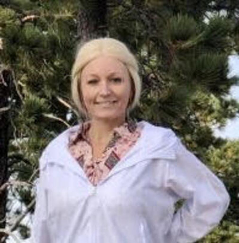 Angela Young Profile Photo