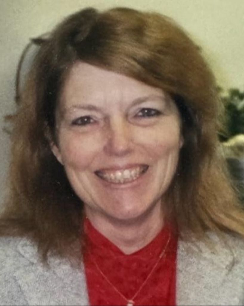 Ellamarie R Moreland