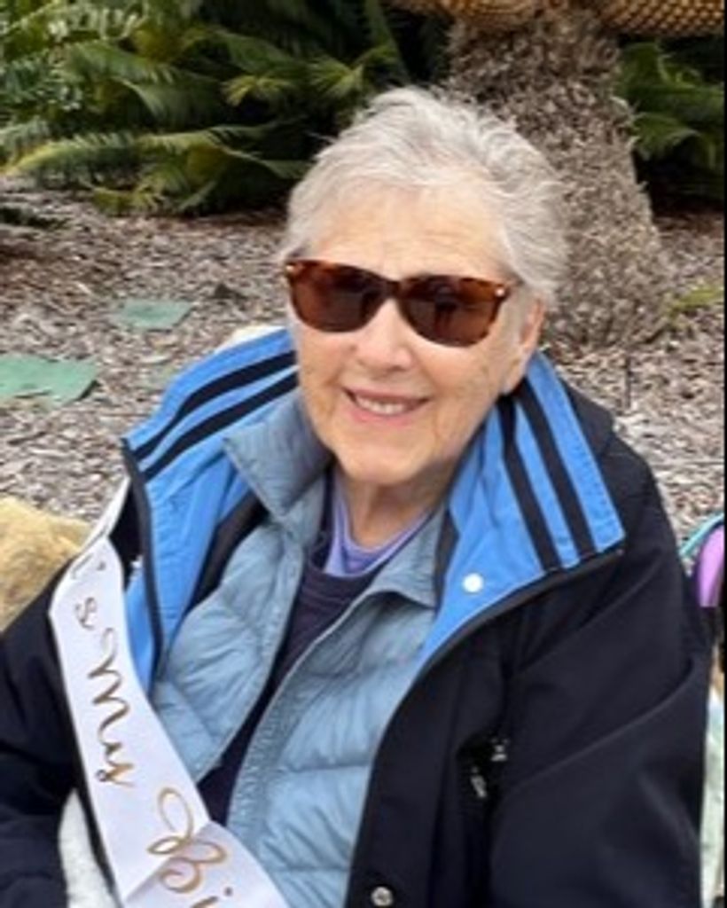 Joetta Lyons