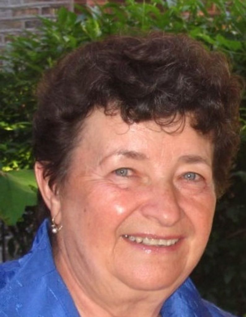 Maria (Kaufmann)  Lump Profile Photo