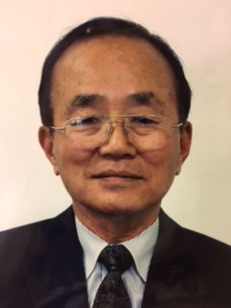 Paek, Yong Mun