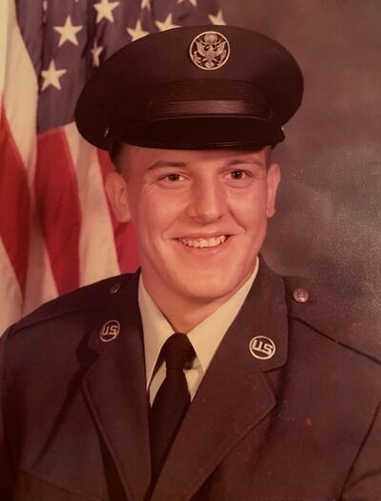 Paul Leslie Thornton Profile Photo