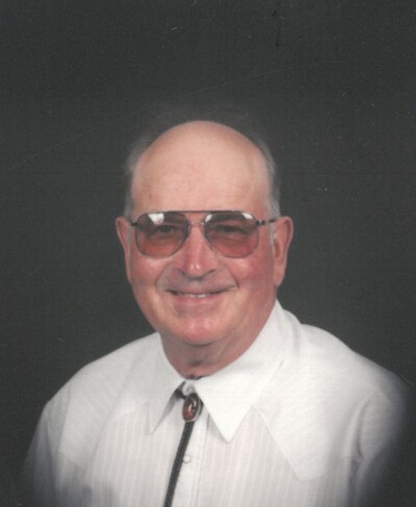 Robert Lee Knipfel Profile Photo