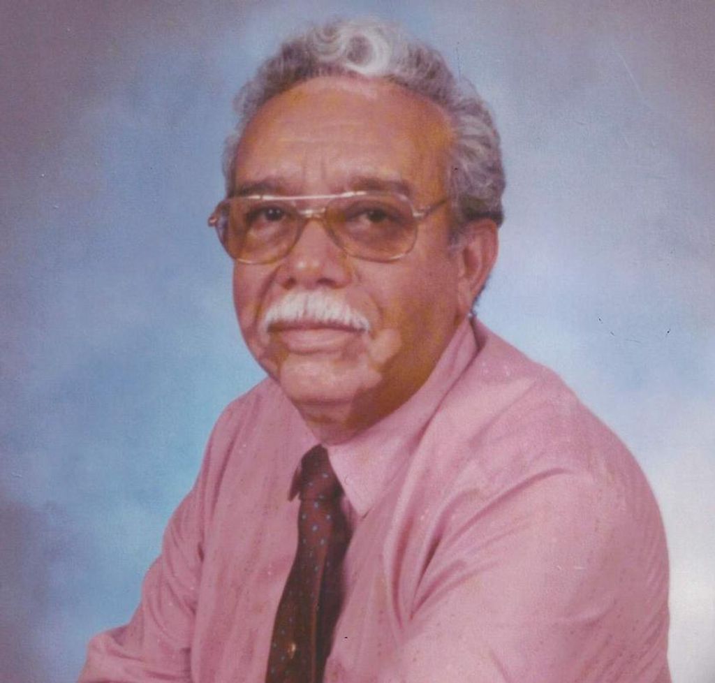 Efraim Carrion Zavala Profile Photo
