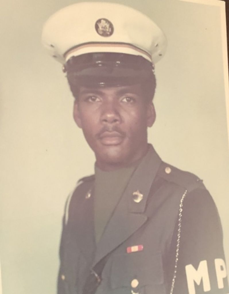Bobby Lester Wayne Brown Profile Photo