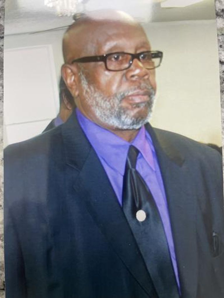 Ls Wyatt Profile Photo
