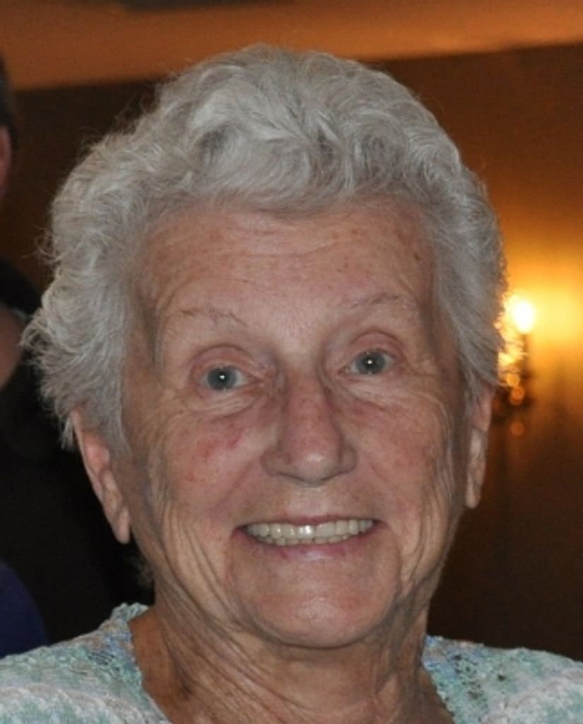 Mrs Evelyn Hyland Profile Photo