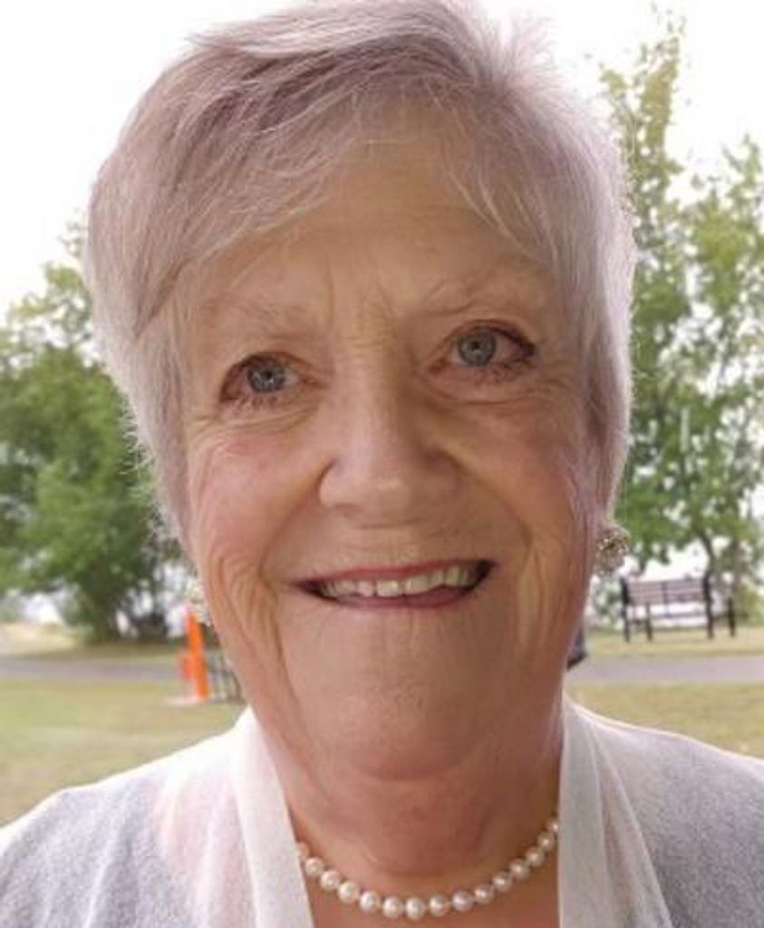 Brenda Cooper Profile Photo