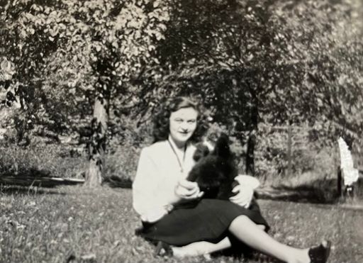Meredith "Jo" Mae (McCue)  Severson photo gallery thumbnail 13 of 121