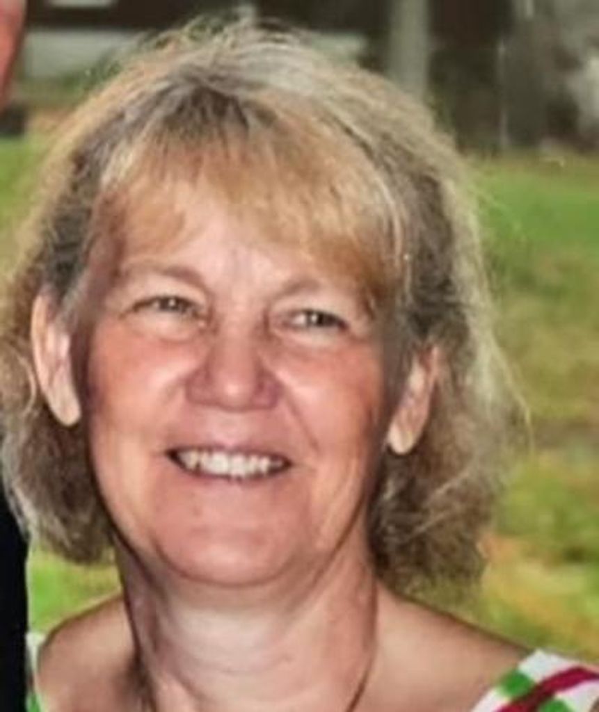 Donna Marie Lyons Profile Photo
