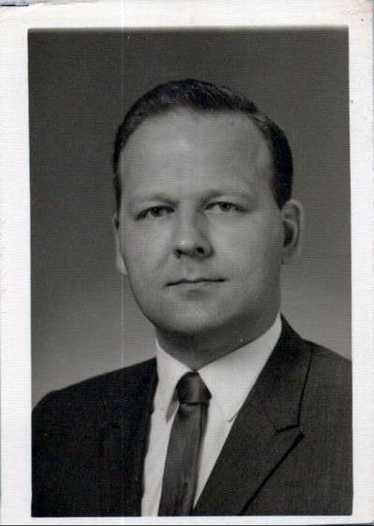 Robert Edwin Stanton Profile Photo
