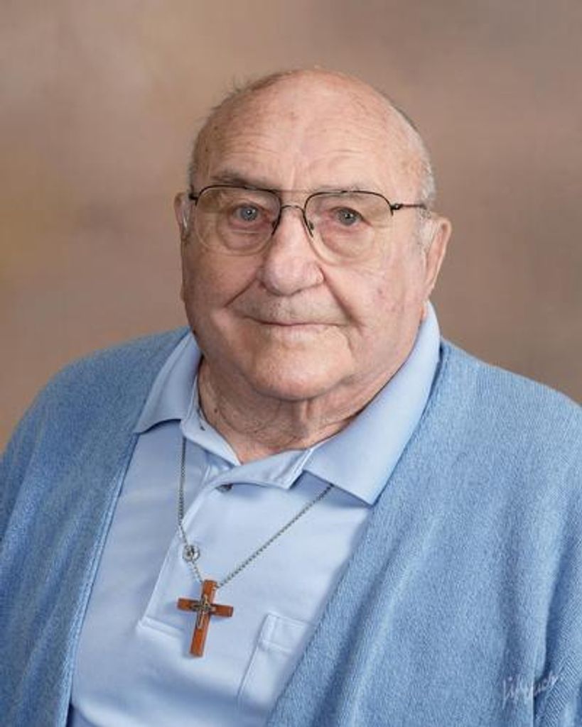 Cletus Clair Reeves Profile Photo