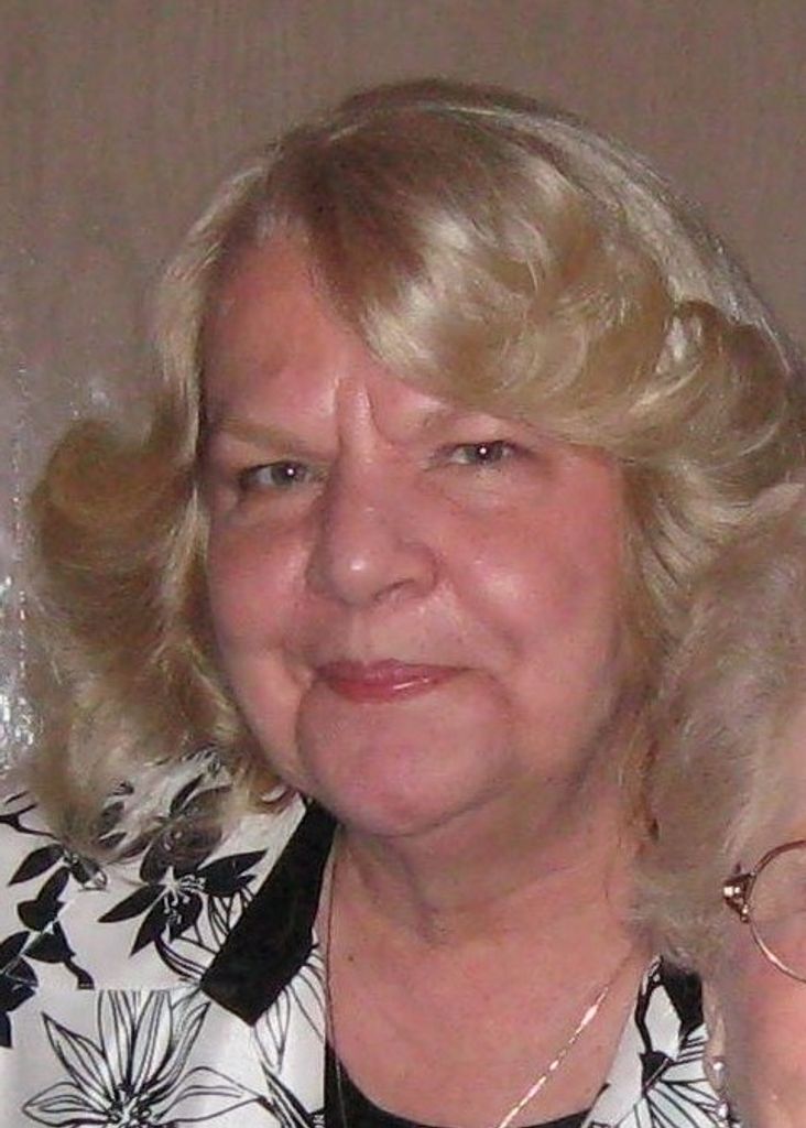 Darlene Mary Petrocelli Profile Photo