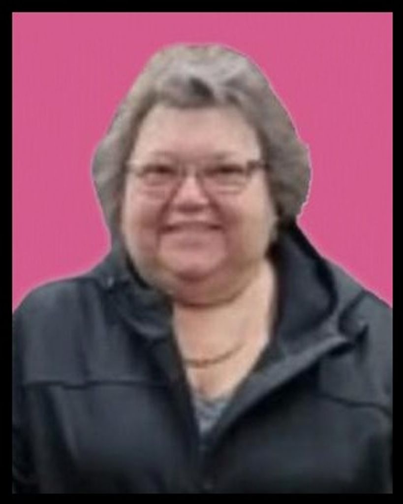 Ricki Mains Profile Photo