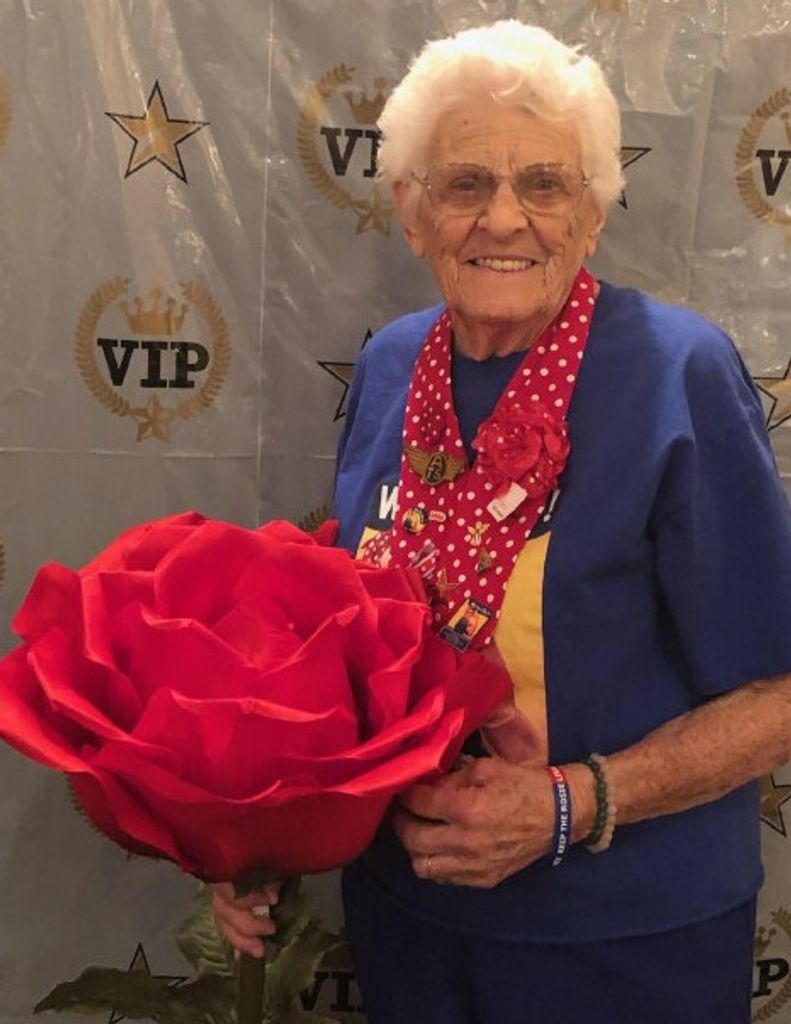 Louise E (Tolander)  Unkrich