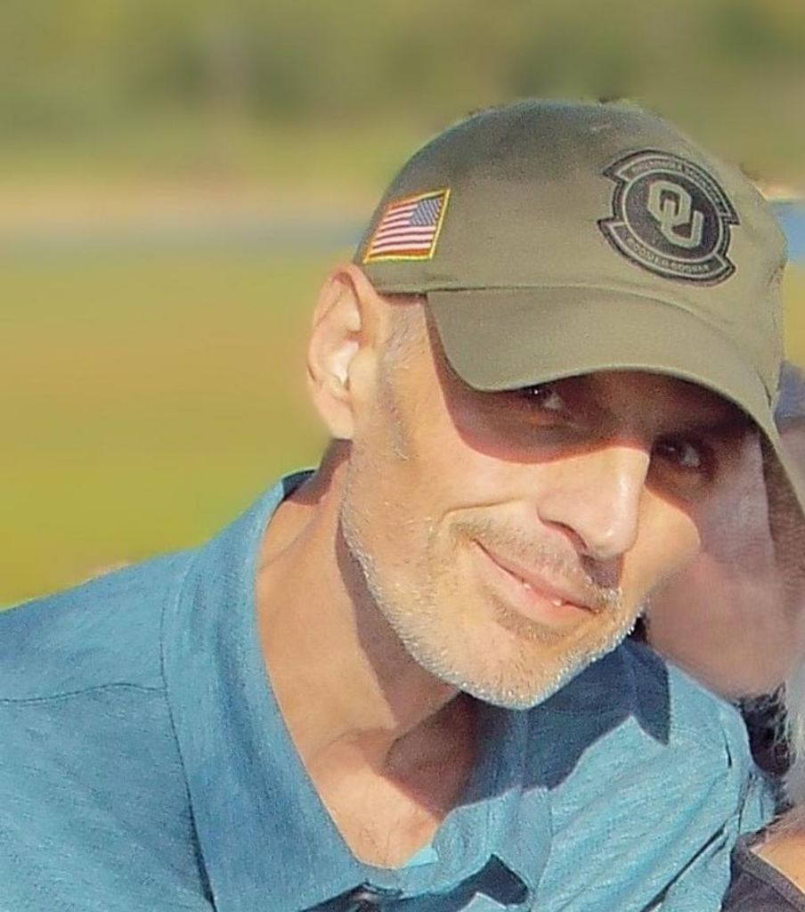 Jeremy Ryan Bates Profile Photo