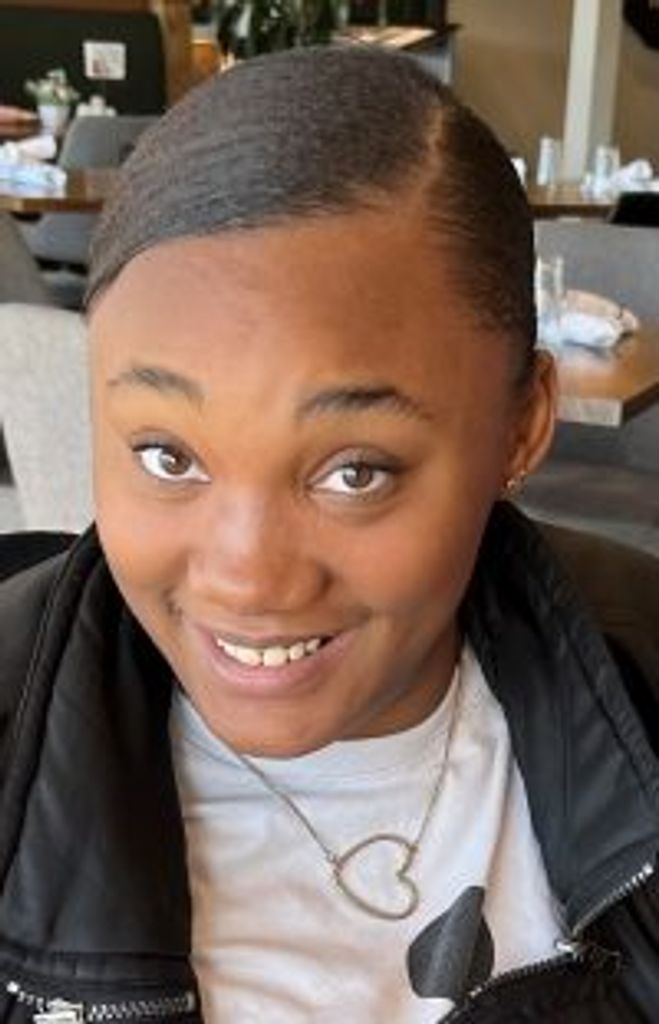Veronica Taleasha Henderson