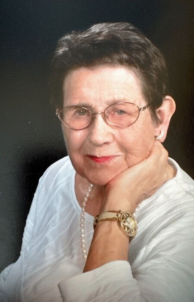 Mary Stokes Profile Photo