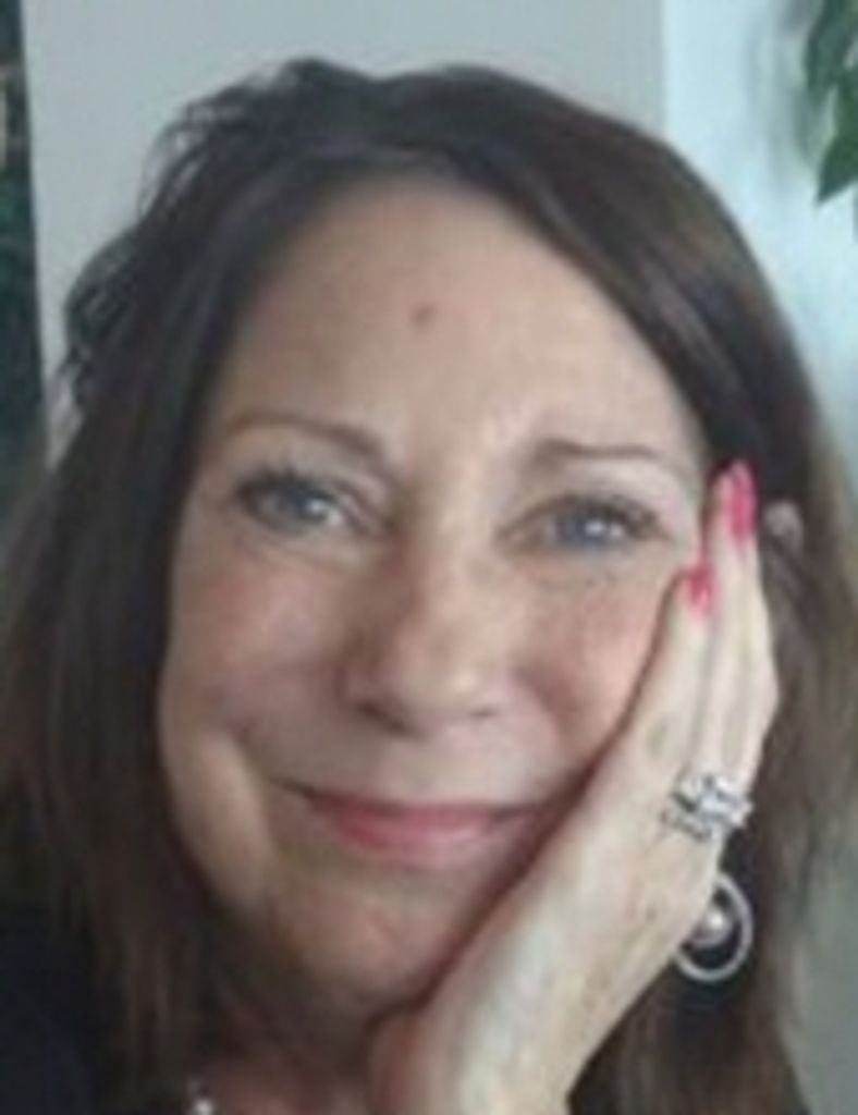 Mary  Elizabeth Thrasher-Trisch