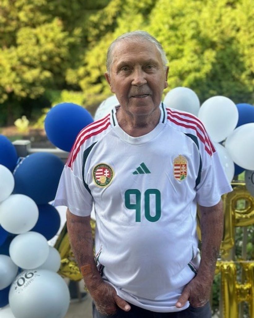 Tibor Szmeretzky Profile Photo