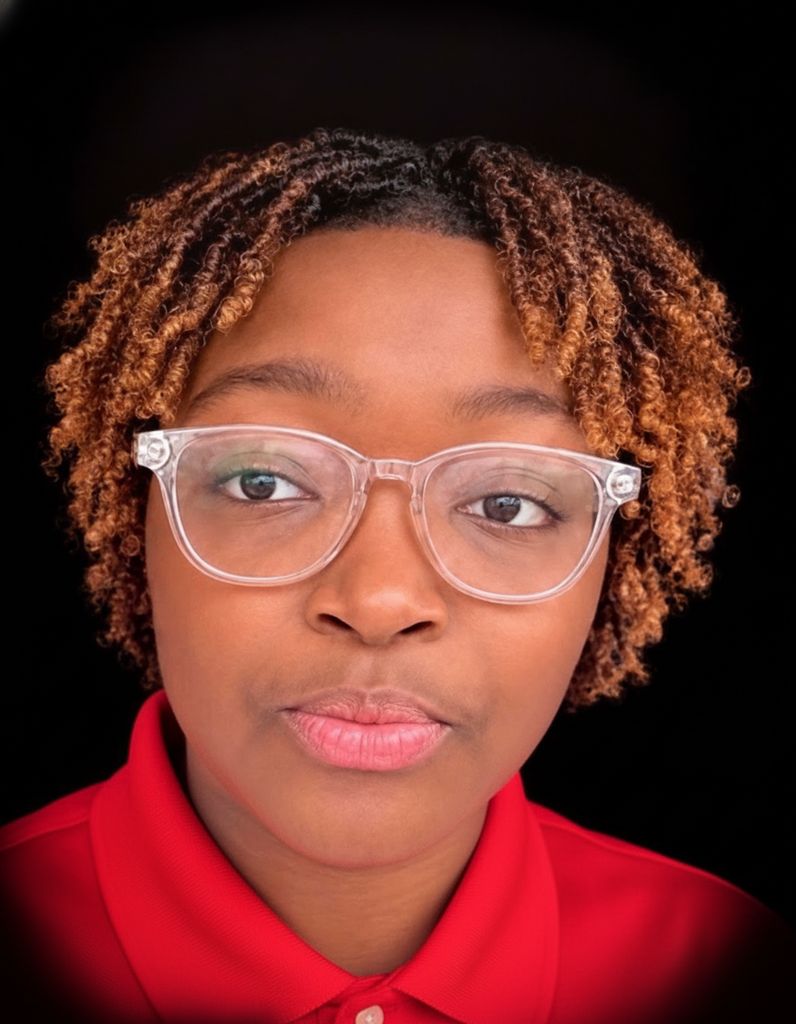 Deaundrea Iyonna Lowe-Hughes Profile Photo