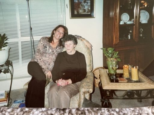 Elaine E. Jaeger photo gallery thumbnail 2 of 2