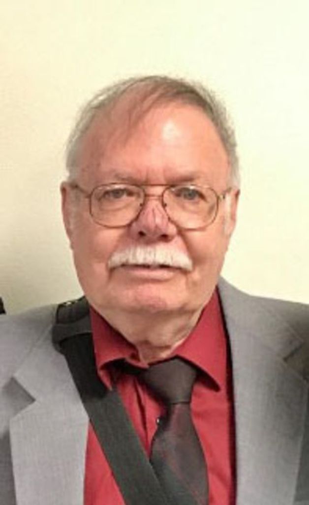 Myron W Hovland