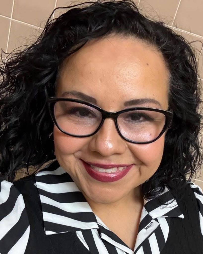 Elizabeth Eve Solorzano-Metcalf Profile Photo