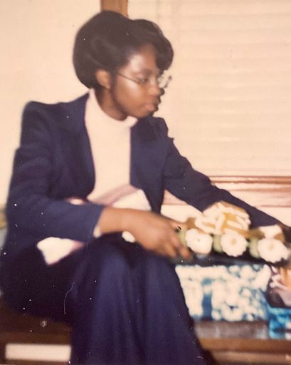 Toni Peterson's obituary image