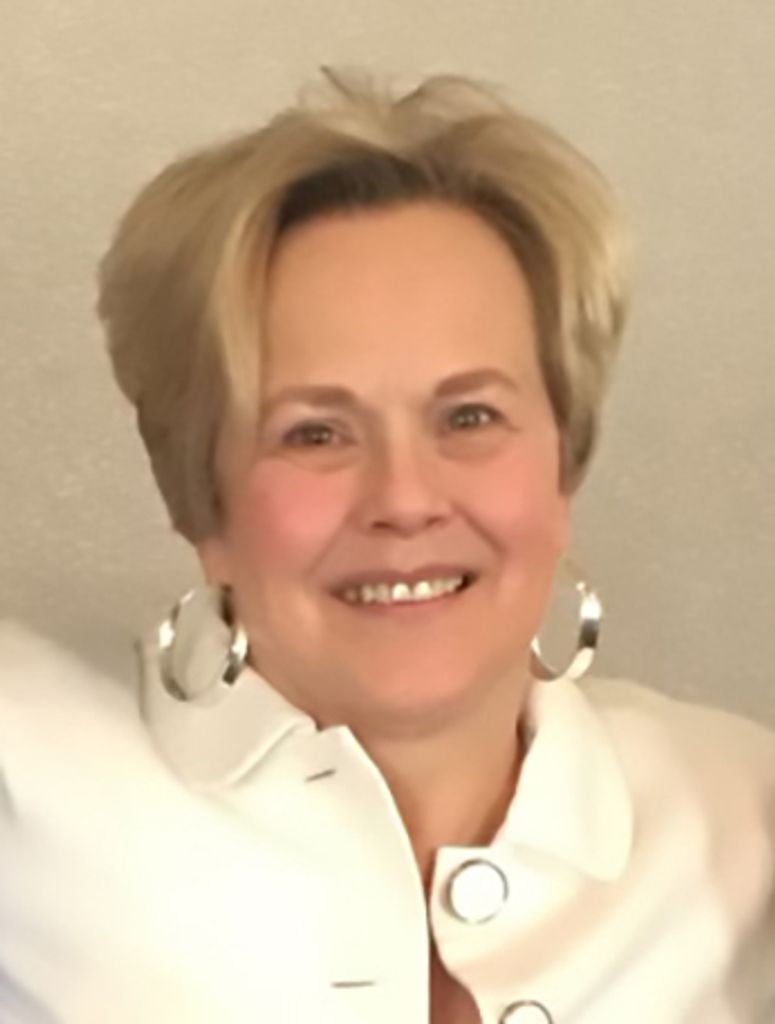 Anne Diana Zielenin Profile Photo