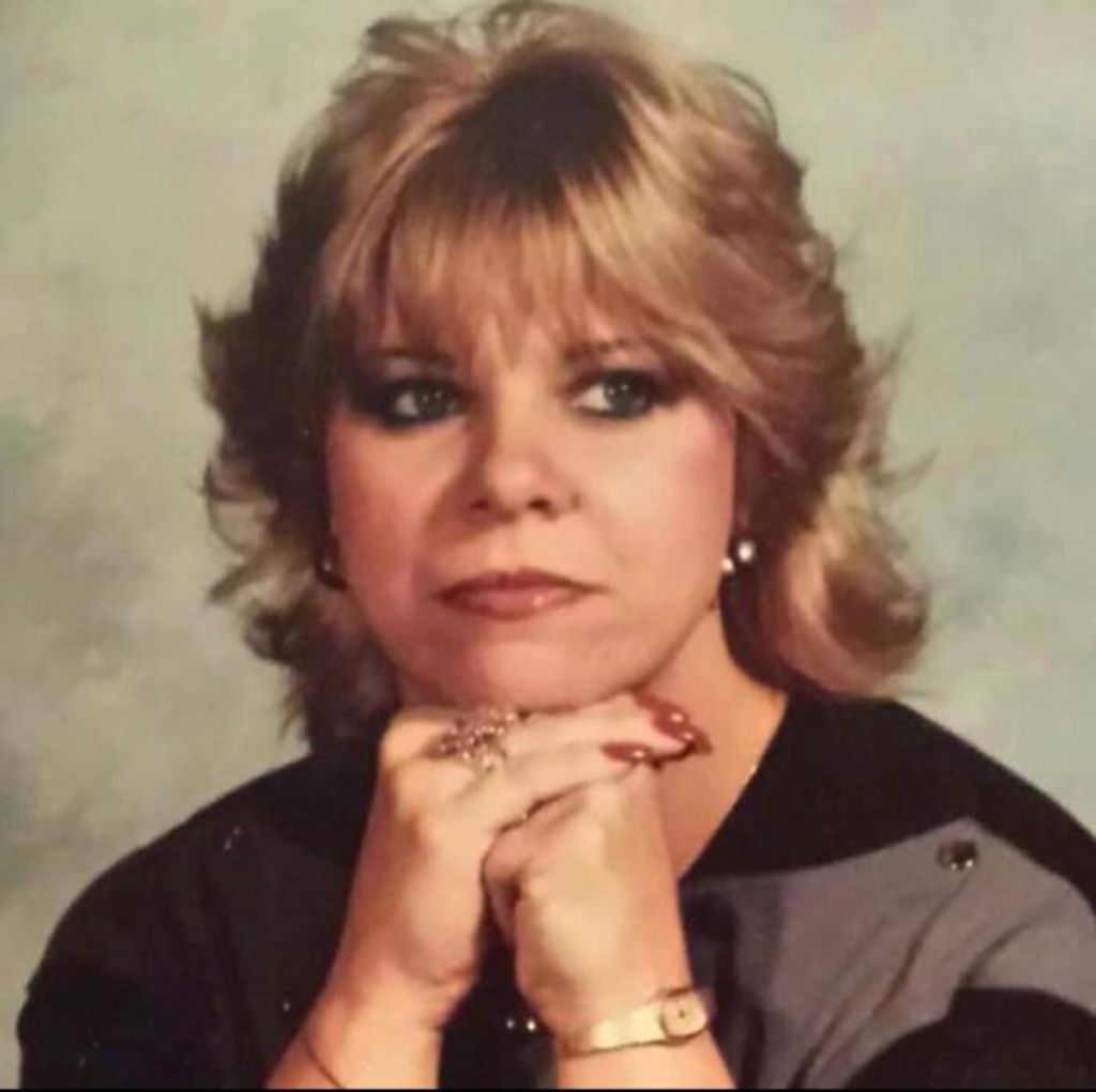 Deborah Lee (Carrillo)  Vail